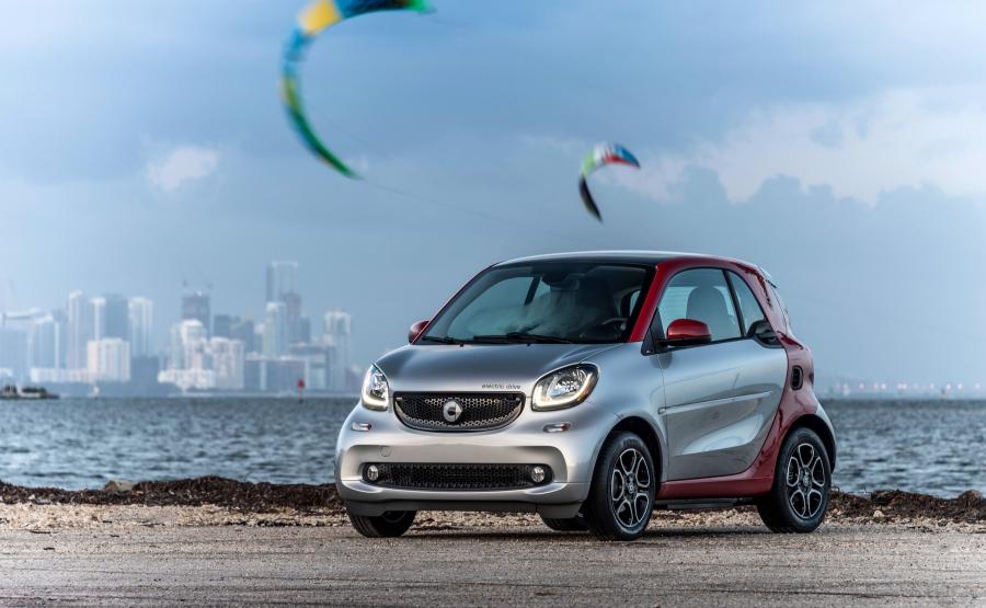  Smart ForTwo Prime Coupe Electric Drive 2016 года  (NA) (фото 3 из 30)